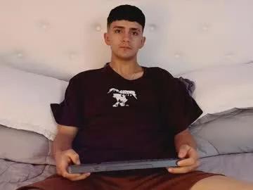 Freechat axel_draven on Chaturbate