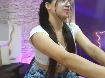banett_tay — GOAL: Finger in pussy [69 tokens remaining] Welcome to my room!  make me feel you with your tips  5/55/555/5555 #Latina #18 #Ebony #Skinny #Petite
