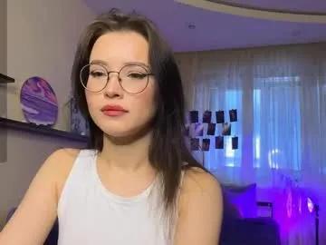 bby_lolly_ — Hello! First day! Im Lolly an im ny skind #bigtits #lovense #dildo #shy Goal : play with my nipples [5 tokens remaining]