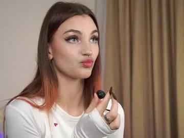 beckymadsons —  Let's make 20000 TODAY! I'm a #teen #18, #new #shy here, but already the best #bigass on CB  - Goal: TOPLESS  [128 tokens left]