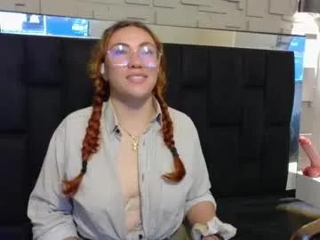 belcebuu30 — GOAL: Naked body in oil [44 tokens remaining] Welcome to my room! #feet #latina #c2c #18 #new