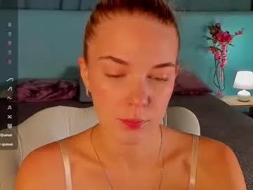 Private bella_stewartt on Chaturbate