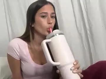 bellashore — Goal 1 : Take my socks off (555 tokens remaining)