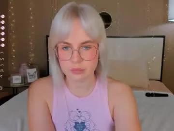 Freechat bellatip on Chaturbate