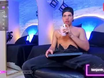 Freechat benjamin_more on Chaturbate
