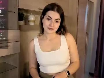 bernice_knight — GOAL: WET TOP + LIGHT FLASH BOOBS [122 tokens remaining] Welcome to my room! #shy  #bigass #bigboobs #18 #new