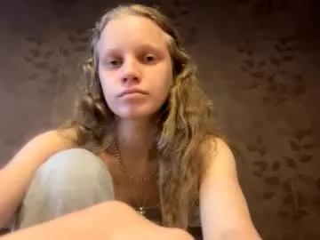 berniecemontell — GOAL:look into your eyes Hi! My name is Sophia. I'm new here! Wish me luck! :) #teen #skinny #natural #young #18 [15 tokens remaining]
