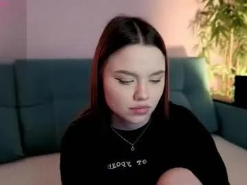 best_trip — TOPLESS AND PLAY TITS [187 tokens left] #anal #lovense #teen #18 #bigass