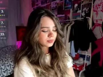 bestie_me — throw away the shorts  #shy #eyes #boobes # [226 tokens remaining]