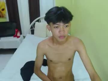 bigcock_kerbzz — Welcome to my room! [100 tokens remaining] #teen #twink #straight #bigcock #cum