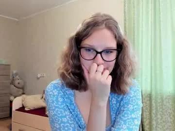 bloom_lum — Goal is Show my outfit  #18 #new #shy #teen #cute [18 tokens remaining]