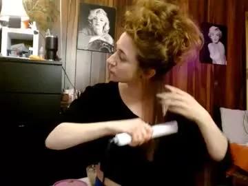 Freechat bombshellbaeby on Chaturbate