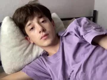 borisviper — cum show #bigdick  #young #cute #daddy [871 tokens remaining]
