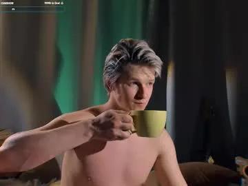 Freechat brestonsweet on Chaturbate
