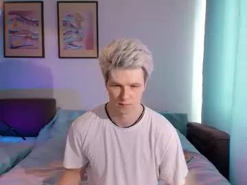 Freechat brestonsweet on Chaturbate