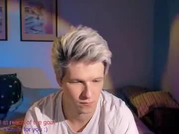 Freechat brestonsweet on Chaturbate