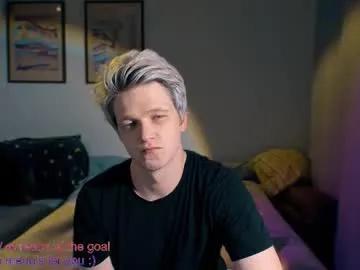 Freechat brestonsweet on Chaturbate