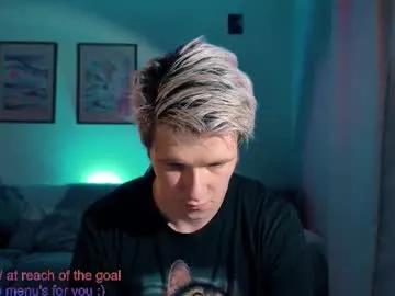 Freechat brestonsweet on Chaturbate