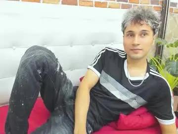 Freechat buddy_whitte on Chaturbate