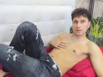 Freechat buddy_whitte on Chaturbate