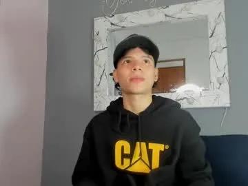 camillo_virgil — GOAL: Get Naked [35 tokens remaining] Welcome to my room! #twink #bigcock #femboy #18 #cum