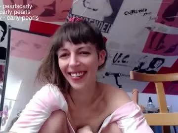 Freechat carlypearls on Chaturbate