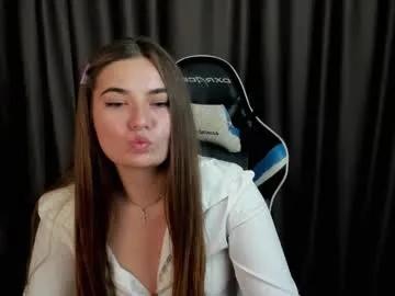 carolina_xo — I'm new here! Come say hi!;) #new #fresh #shy #teen