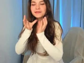 carolinebenks — For a good start <3  Hi Guys! It's my First day here  #new #shy #18 #smalltits #nonude [9 tokens remaining]