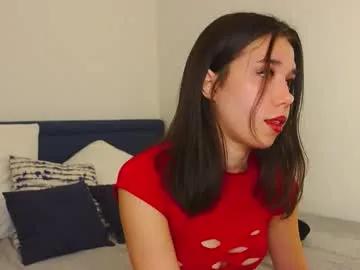 carolineliora — **lick  finger** OMG ** pvt open  tell me your fears boooo  #new. Let's get acquainted  #cute #18 #young #muscles [22 tokens remaining]