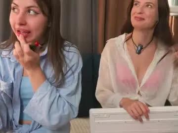 catolinanight — SQUIRT IN MOUTH   [435 tokens left] #tattoo #teen #anal #lovense #squirt