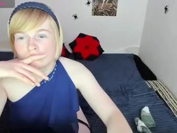 cattie_w_ — GOAL: Change a t-shirt [94 tokens remaining] Welcome to my room! #nonude #blonde #teen #lovense #feet