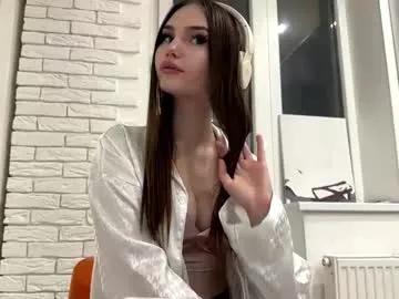 charityfinocchiaro — Melisa here! goal for now: show my out fit and tease shirt #new #18 #shy #teen #natural [0 tokens remaining]