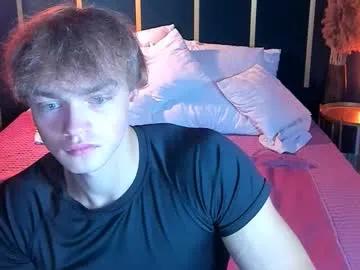 chase_muscular — GOAL: Jerk off few mins [440 tokens remaining] Welcome to my room! Hi everyone!!! #18 #new #muscle #young #feet