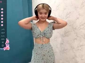 cherry_in_dreams — GOAL: Suck fingers with saliva (eye contact)  [11 tokens remaining] Welcome to my room! I'm Kate and I will be glad to play with you #lovense #18 #new #bigboobs #bigass