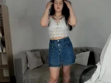 chlooe_noir — GOAL: massage boobs [25 tokens remaining] give me love  #18 #new #shy #teen #bigass