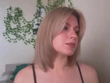 citruska — Welcome to my room! - Goal: eye contact+ sucking finger [31 tokens left] #lovense #new #bigass #blonde #tease