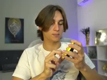 cleo_stringer — GOAL: TAKE OFF T-SHIRT [45 tokens remaining] Welcome to my room! #bigcock #teen #skinny #cum #gay