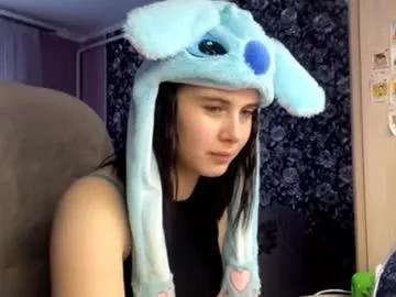 coco_charmel — goal: Air Kiss #shy #new #18 #teen #cute [16 tokens remaining]