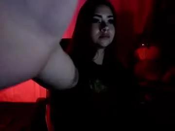 Freechat coralwells on Chaturbate