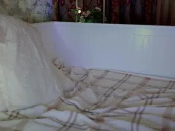 crissy_love — Lets make it wet and cum!!Special Pattern 121/232/323/959  #lovense #milf #squirt #feet #19 [5000 tokens remaining]