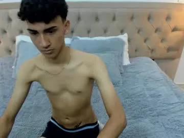 cristalangel9 — Show masturbacin + show oil !! #18 #new #twink #showsexy #bigcock #femboy # [344 tokens remaining]