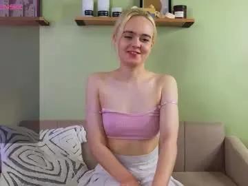 cute_bembi — goal: Lick my finger   Hi everyone, first day here! Help me get excited, let's play? [25 tokens remaining]