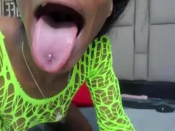 Freechat daffnelewis on Chaturbate