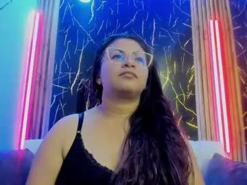 dahlia_vera23_aws — Welcome to my room , make me wet with the sound of you tips - Multi Goal: You choice [222tk each Goal] #milf #mature #latina #bigass #smalltits