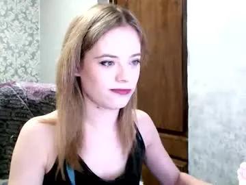 dana_smilex — Welcome let's have fun Goal: Surprise #new #latex #smalltits #smoke #bigpussylips [300 tokens remaining]