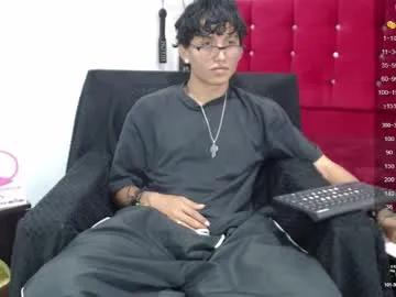 danny_orbit — TAKE OFF MY SHIRT  #new #cum #bigcock #lovense #gay [40 tokens remaining]
