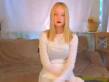 darceyheyd — Goal: FIrst kiss for you :) Hello guys im Kami and im #new #shy model on CB lets meet in my first day #skinny #blonde #18 [15 tokens remaining]