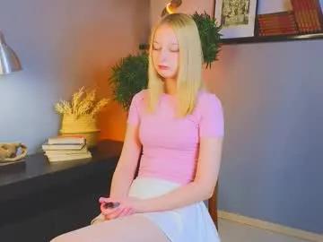 darceyheyd — Goal:  Dance for you :) Hello guys im Kami and im #new #shy model on CB lets meet in my first day #skinny #blonde #18 [15 tokens remaining]