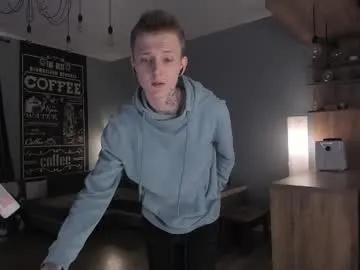 darling__oliver — Did u miss me ? #young #18 #twink #new #smooth