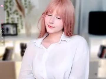 delilahtaylor — Hi, im new here please support & lets try my toy #18 - Goal: lick finger [33 tokens left] #redhead #new #shy #nonude